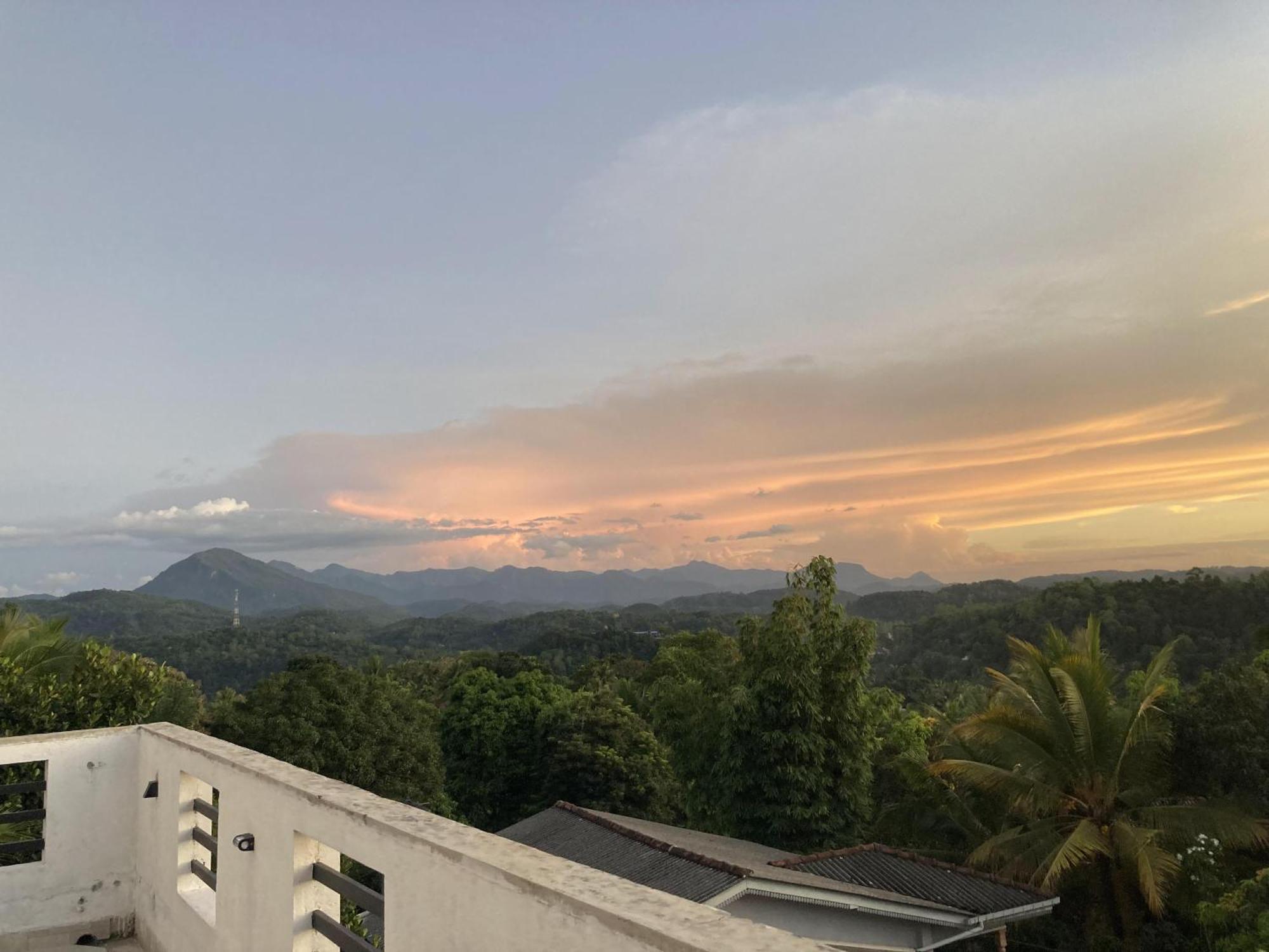 كيجاللا Misty Mountain Lodge المظهر الخارجي الصورة